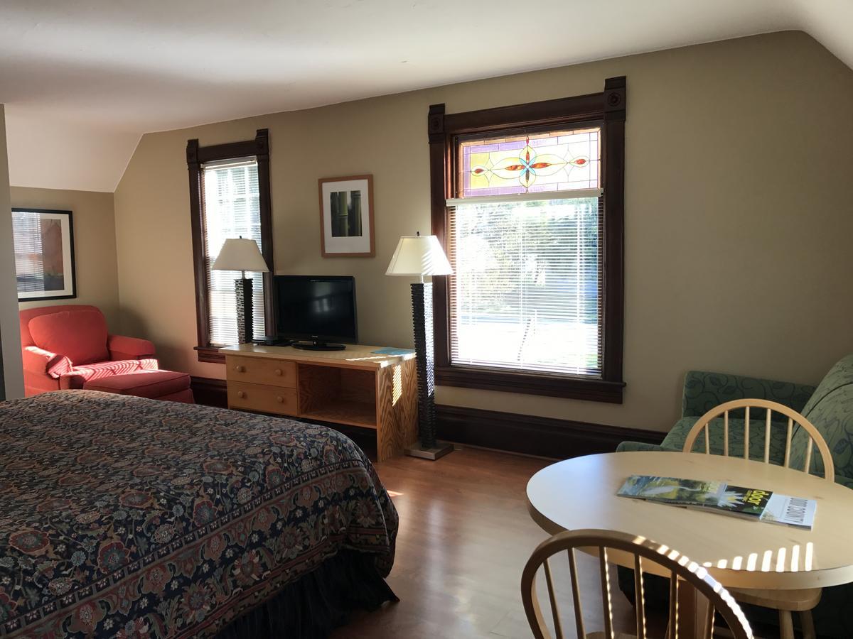 Harbor Light Inn Gills Rock Extérieur photo